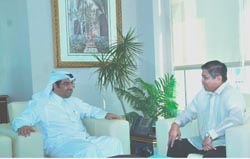 د. المري يستقبل السفير الفلبيني