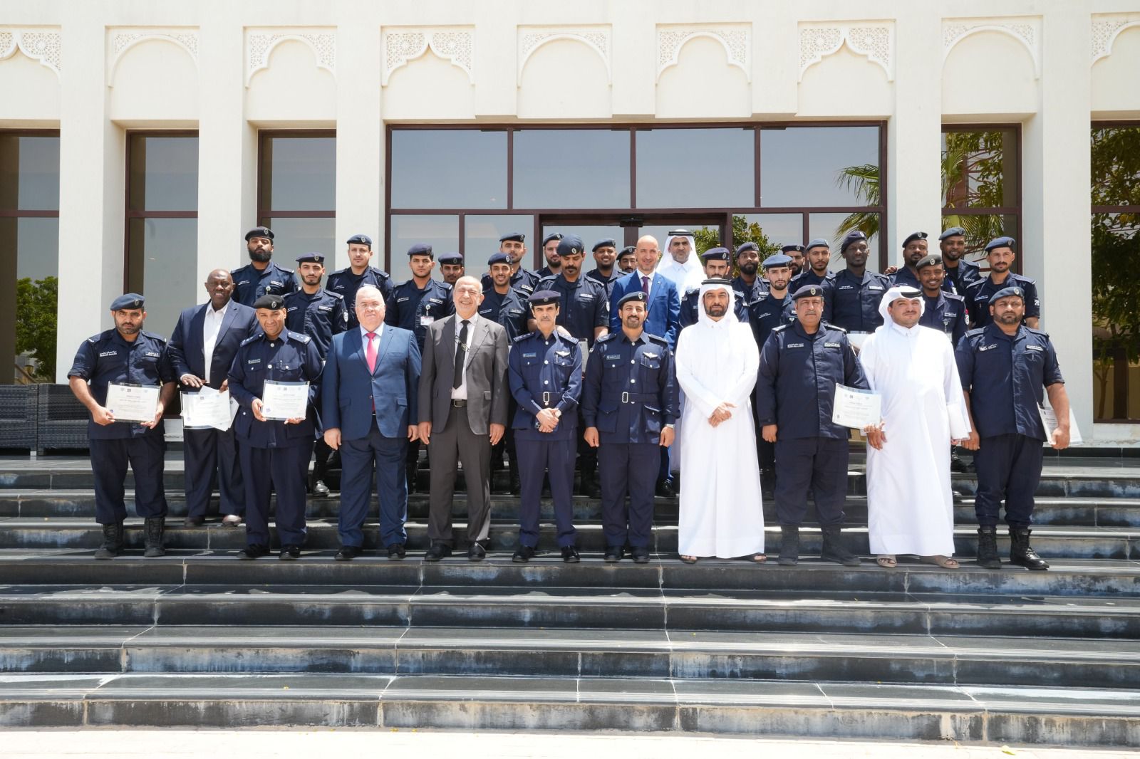 استفاد منها 120 من ضباط القيادات الوسطى وأفراد الشرطة..اللجنة الوطنية لحقوق الإنسان تختتم سلسلة الورش التدريبية حول تعزيز معاملة نزلاء المؤسسات العقابية